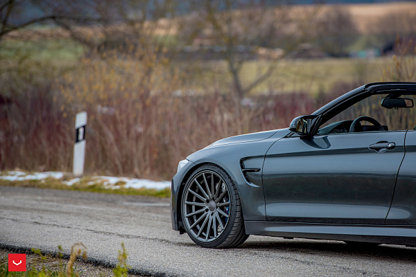 Фото дисков Vossen VFS-2 Глянцевый графит на BMW 4/M4 (F32/F82)