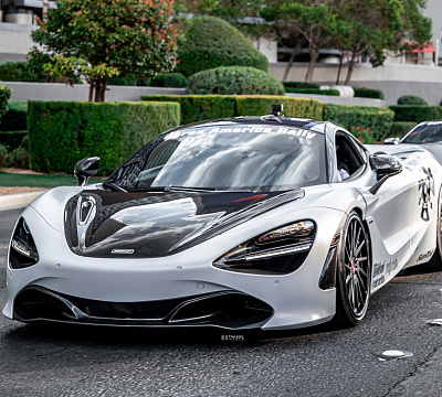 Фото дисков Strasse Wheels SV15T Deep Concave FS на McLaren 720S