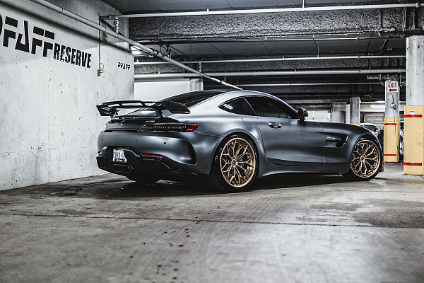 Фото дисков Brixton Forged CM6-R Сатиновая бронза на Mercedes-Benz AMG GT I