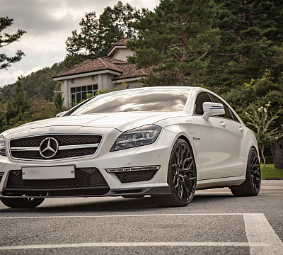 Фото дисков Vossen HF-2 на Mercedes-Benz CLS (C218)
