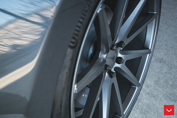 Фото дисков Vossen VFS-1 Сатиновый графит на Tesla Model S