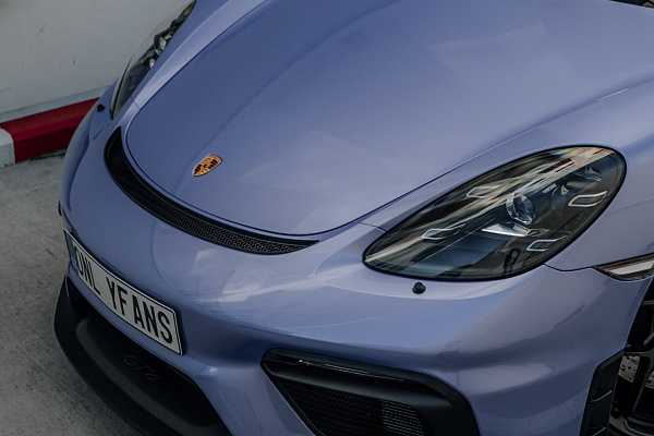 Фото дисков Brixton Forged PF7-RS Черный сатин на Porsche Cayman III
