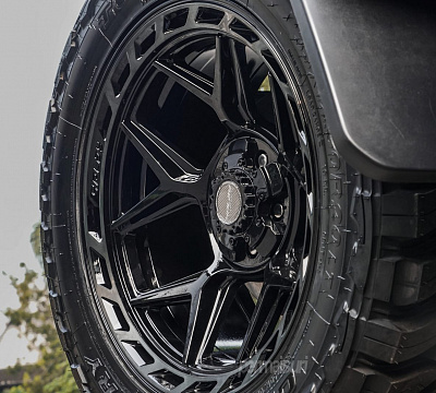 Фото дисков 4PLAY 4P55 на Jeep Wrangler IV (JL)