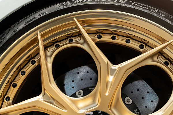 Фото дисков HRE S111SC Сатиновое золото на Porsche 911 VIII