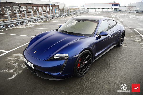 Фото дисков Vossen HF-5 Черный сатин на Porsche Taycan I