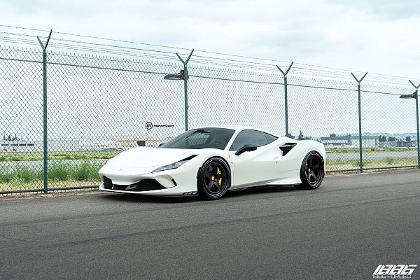 Фото дисков 1886 Wheels S005 Черный сатин на Ferrari F8