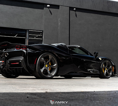 Фото дисков Anrky XR-205 на Ferrari SF90
