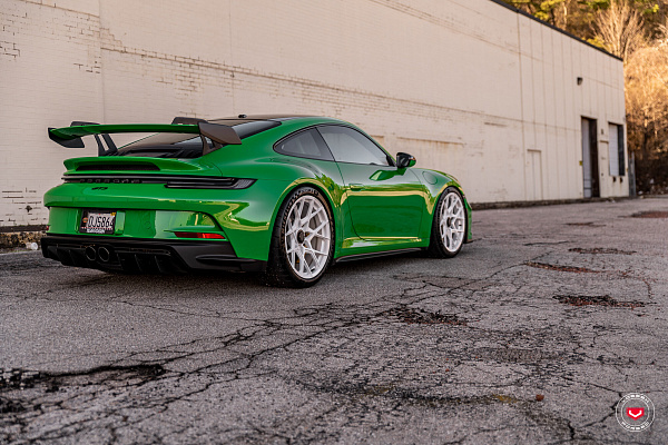 Фото дисков Vossen S21-07 Белый глянец на Porsche 911 VIII
