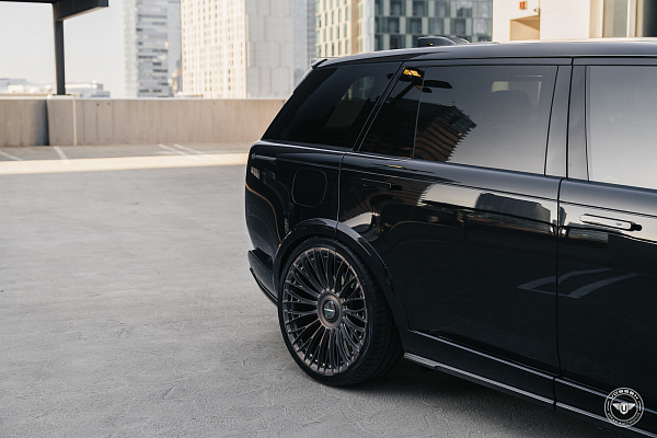 Фото дисков Vossen UV-6 Сатиновый графит на Land Rover Range Rover V