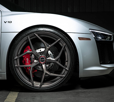 Фото дисков Brixton Forged PF5 на Audi R8 (4S)