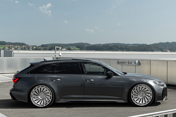Фото дисков Radi8 R807 Полированный лак на Audi A/RS 6 (C8)