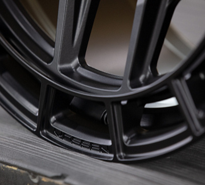 Vossen HFX-1 (5-Lug)