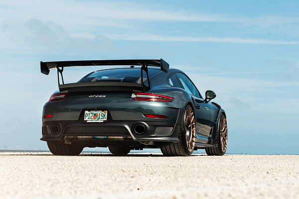 Фото дисков Anrky AN20 Aerosport Сатиновая бронза на Porsche 911 VII