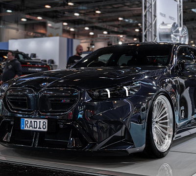 Фото дисков Radi8 R802.1 на BMW 5/M5 (G60/G90)