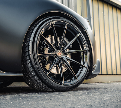 Фото дисков Vossen VPS-1 на Maserati MC20