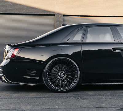 Фото дисков Vossen UV-6 на Rolls-Royce Ghost II