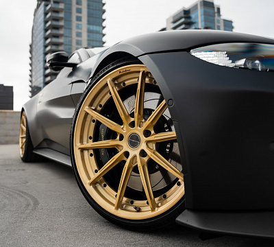 Фото дисков Brixton Forged R11-R на Aston Martin Vantage 4