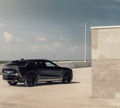 Фото дисков Vossen HF6-5 на Cadillac Lyriq