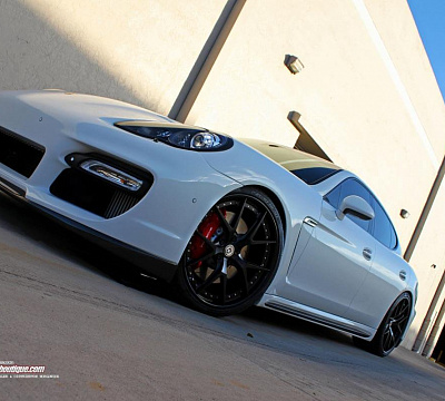 Фото дисков HRE S101 на Porsche Panamera I