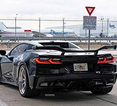 Фото дисков AL13 R10 на Chevrolet Corvette C8