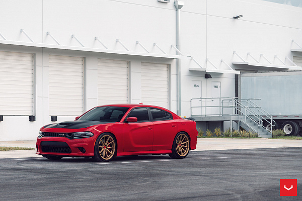 Фото дисков Vossen HF-3 Глянцевое золото на Dodge Charger VII