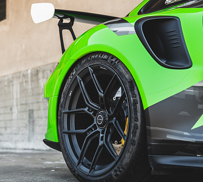 Фото дисков Brixton Forged CM5-R на Porsche 911 VII