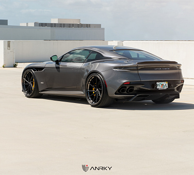 Фото дисков Anrky AN33 на Aston Martin DBS 3