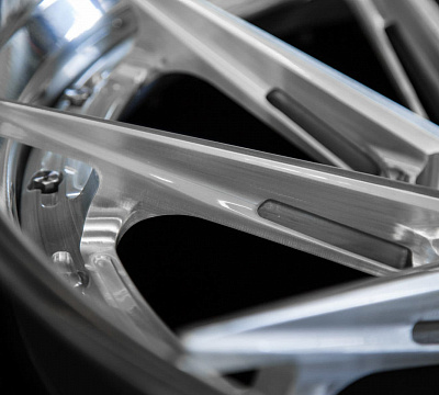 ADV.1 ADV10 Track Spec Advanced Series