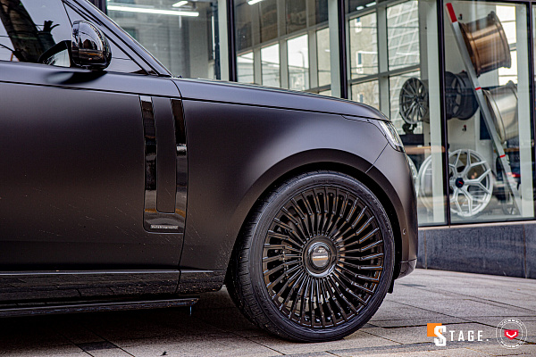 Фото дисков Vossen UV-5 Черный глянец на Land Rover Range Rover V