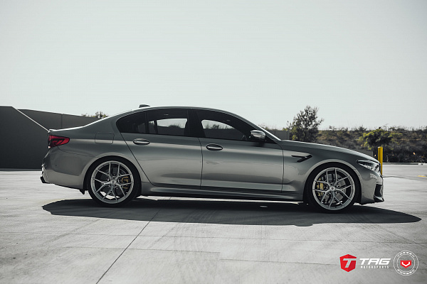 Фото дисков Vossen S21-01 Глянцевый лак на BMW 5/M5 (G30/F90)