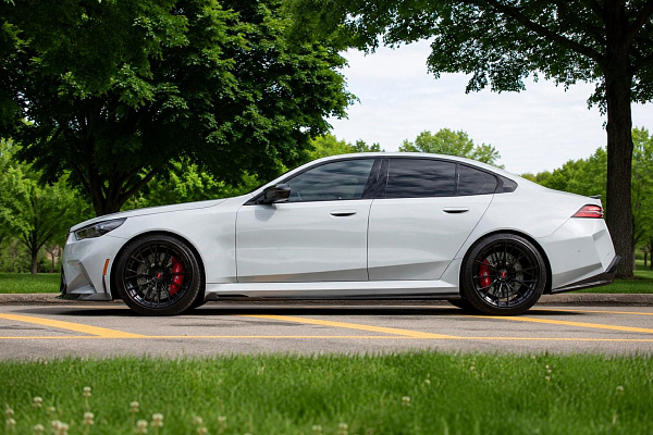 Фото дисков Rusch F11-R Черный глянец на BMW 5/M5 (G60/G90)