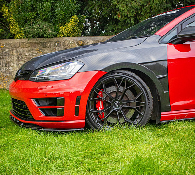Фото дисков Bola FLF на Volkswagen Golf VII