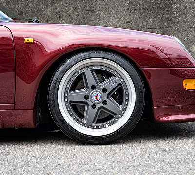 Фото дисков HRE 517 на Porsche 911 IV