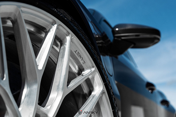 Фото дисков Anrky AN10 Глянцевый лак на Audi E-tron GT