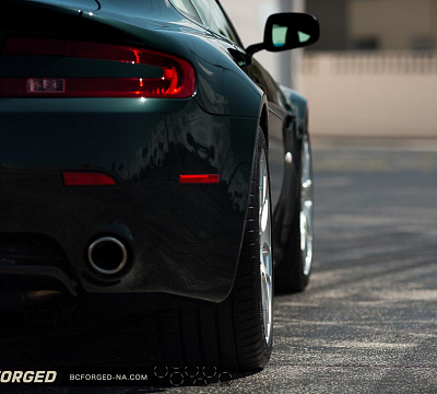 Фото дисков BC Forged RS40 на Aston Martin Vantage 3