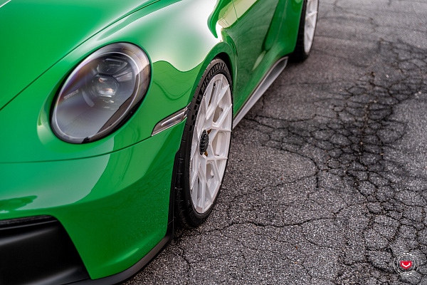 Фото дисков Vossen S21-07 Белый глянец на Porsche 911 VIII