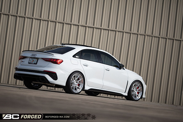 Фото дисков BC Forged HCA165 Глянцевый лак на Audi A/S/RS 3 (8Y)