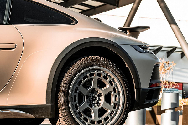 Porsche 911 Dakar
