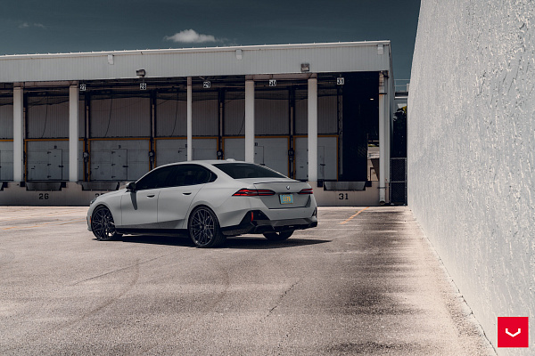Фото дисков Vossen HF-7 Черный глянец на BMW 5/M5 (G60/G90)