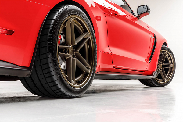 Фото дисков HRE G-Code Сатиновая темная бронза на Ford Mustang VI