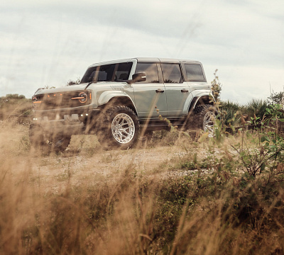 Фото дисков Vossen HFX-1 (6-Lug) на Ford Bronco