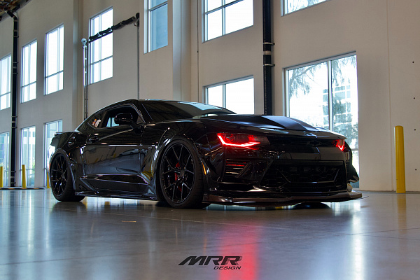 Фото дисков MRR FS06 Черный глянец на Chevrolet Camaro VI