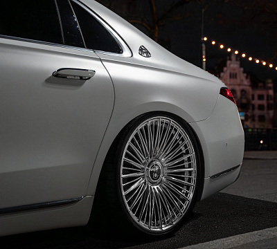Фото дисков Radi8 R80BM1F на Mercedes-Benz S-Class (W223)