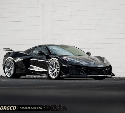 Фото дисков BC Forged HCS02 на Chevrolet Corvette C8