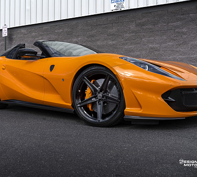 Фото дисков Vossen M-X5 на Ferrari 812