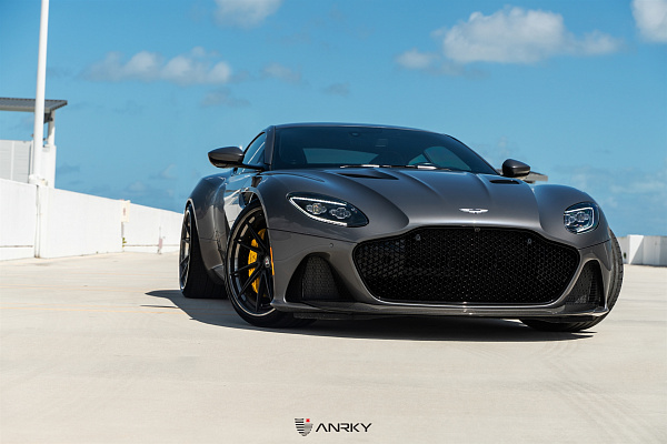 Фото дисков Anrky AN33 Черный сатин на Aston Martin DBS 3