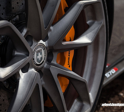 Фото дисков HRE P201 на McLaren 570S