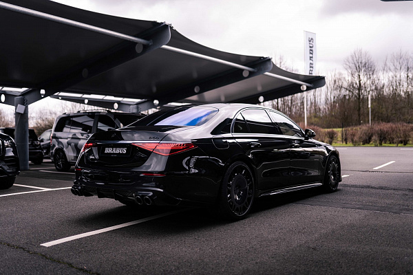 Фото дисков BRABUS Monoblock M (Platinum Edition) Черный глянец на Mercedes-Benz S-Class (W223)