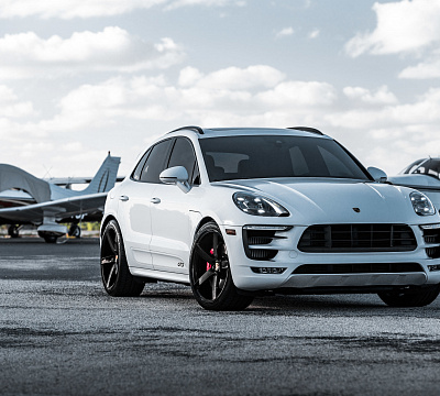 Фото дисков Vossen CV3 на Porsche Macan I