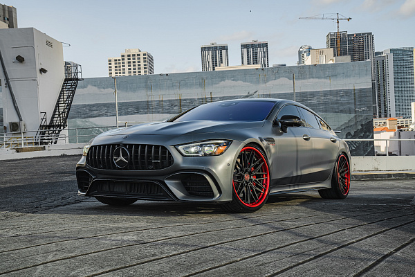 Фото дисков Strasse Wheels SV10M-RS Deep Concave FS Другой цвет на Mercedes-Benz AMG GT I